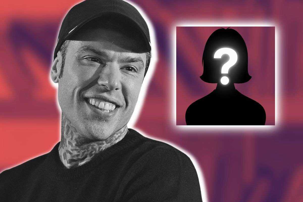 Fedez immortalato con donna famosissima