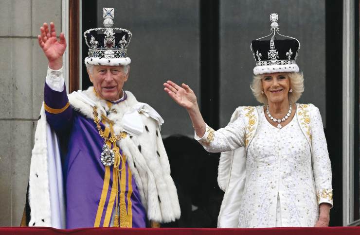 Royal Family annuncio salute Re Carlo