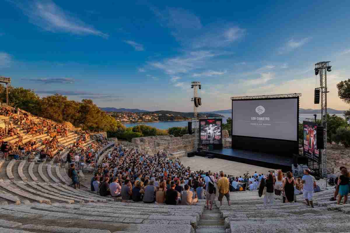 Geoffrey Rush incanta il Taormina Film Festival con la sua presenza straordinaria