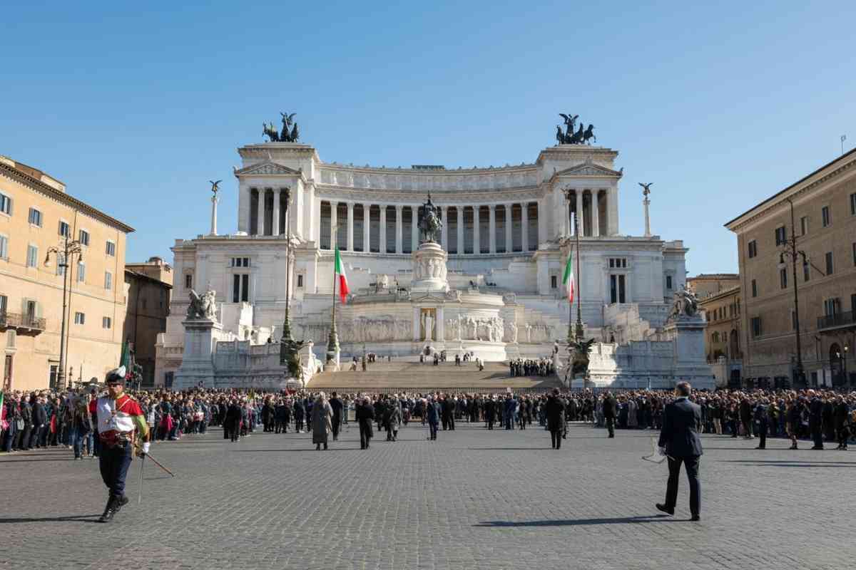 Mattarella celebra il 2 giugno all'Altare della Patria: il messaggio di Meloni sull'orgoglio italiano