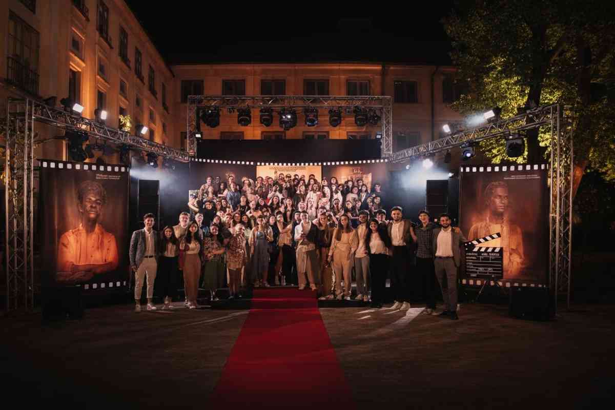 Tiziana Rocca: sfidare i pregiudizi di genere nel mondo del cinema