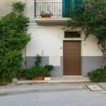 Tragedia in famiglia: giovane uccide la madre e scappa, arrestato nel Salento dopo la fuga