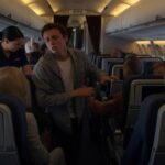 Ubriaco su un volo Ryanair: il caos in volo porta a un intervento della polizia e a un processo