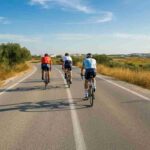 Auto fuori controllo nel Barese: tre ciclisti perdono la vita e uno è in gravi condizioni