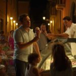 Cliente infuriato rompe il dente al gelataio per un cono di gelato deludente