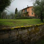Scoperta macabra ad Arrone: ritrovato il cadavere di una donna sepolto vicino a una casa
