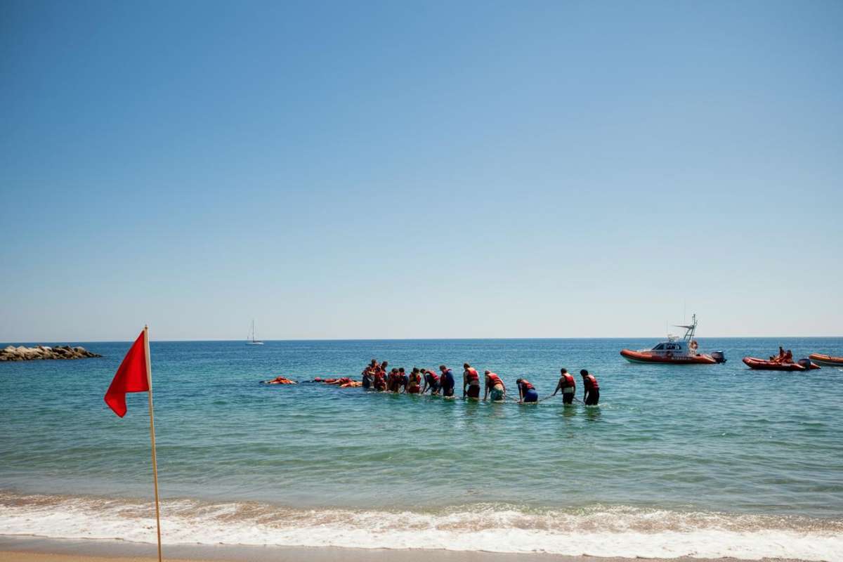 Tragedia a Venezia: ritrovato il corpo del bimbo di 6 anni scomparso in mare durante le ricerche disperate