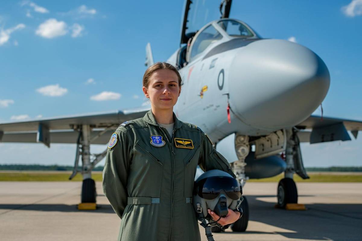 Giulia Schiff e il battesimo del volo: otto militari a rischio condanna per violenza e frustate