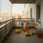 Miracolo a Taranto: bimbo di 3 anni sopravvive a una caduta dal terzo piano grazie ai fili del bucato